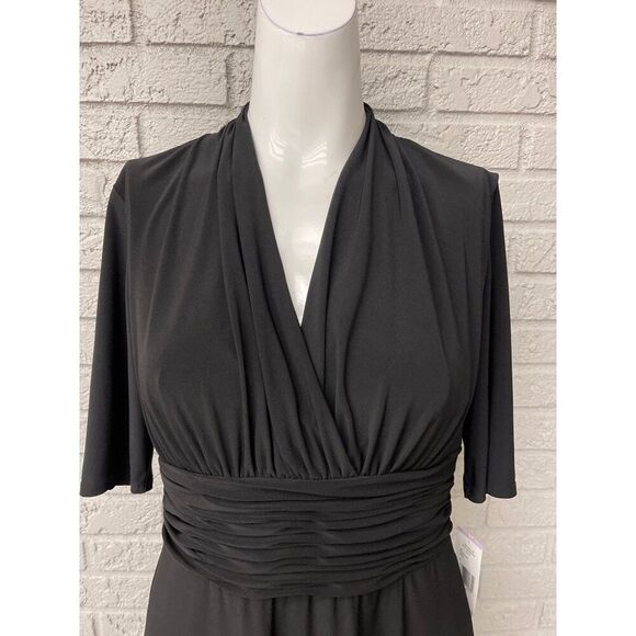 Evan Picone Women Short Sleeve Surplice Neckline Ruched Waist Dress Size 6 NWT - Picture 4 of 8